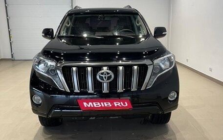 Toyota Land Cruiser Prado 150 рестайлинг 2, 2014 год, 2 600 000 рублей, 4 фотография