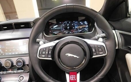 Jaguar F-Type I рестайлинг 2, 2023 год, 8 135 000 рублей, 13 фотография