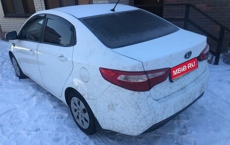 KIA Rio III рестайлинг, 2013 год, 750 000 рублей, 1 фотография