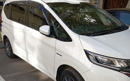 Honda Freed II, 2019 год, 1 800 000 рублей, 4 фотография