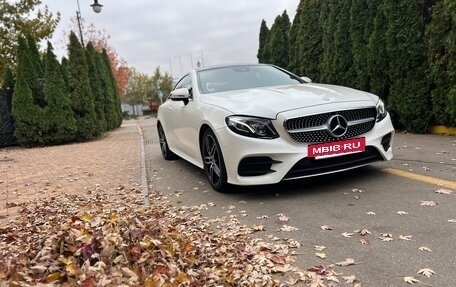 Mercedes-Benz E-Класс, 2017 год, 4 450 000 рублей, 3 фотография