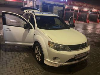 Mitsubishi Outlander II, 2008 год, 999 000 рублей, 1 фотография