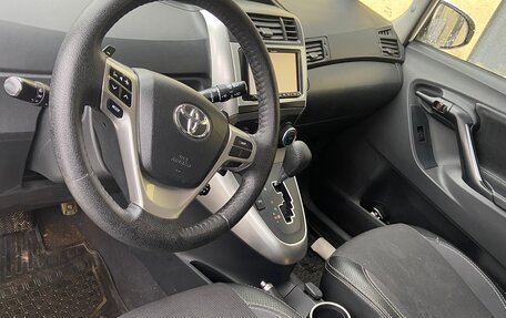 Toyota Verso I, 2013 год, 1 315 000 рублей, 6 фотография