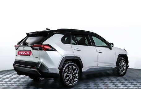 Toyota RAV4, 2022 год, 3 997 000 рублей, 5 фотография