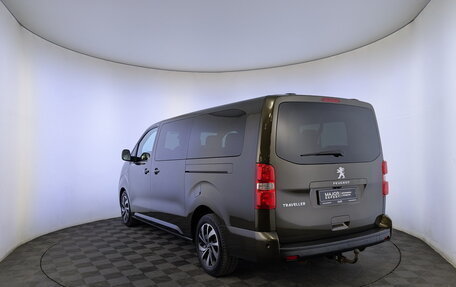 Peugeot Traveller I, 2018 год, 2 750 000 рублей, 7 фотография