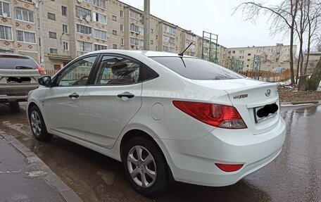 Hyundai Solaris II рестайлинг, 2011 год, 760 000 рублей, 6 фотография