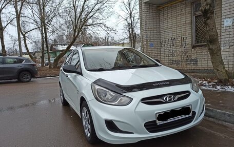 Hyundai Solaris II рестайлинг, 2011 год, 760 000 рублей, 8 фотография