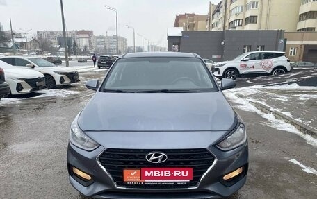 Hyundai Solaris II рестайлинг, 2018 год, 1 350 000 рублей, 8 фотография