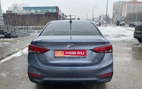 Hyundai Solaris II рестайлинг, 2018 год, 1 350 000 рублей, 4 фотография