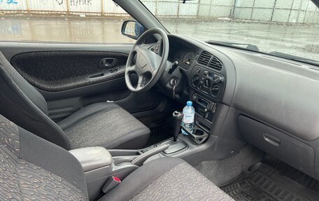 Mitsubishi Colt VI рестайлинг, 2001 год, 310 000 рублей, 8 фотография