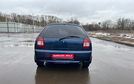 Mitsubishi Colt VI рестайлинг, 2001 год, 310 000 рублей, 4 фотография