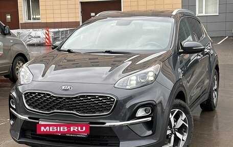 KIA Sportage IV рестайлинг, 2019 год, 2 300 000 рублей, 2 фотография