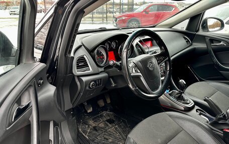 Opel Astra J, 2011 год, 599 999 рублей, 10 фотография