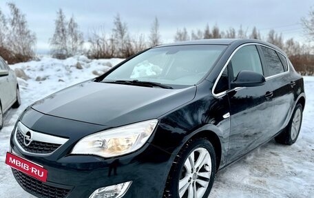 Opel Astra J, 2011 год, 599 999 рублей, 12 фотография