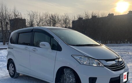 Honda Freed I, 2015 год, 1 430 000 рублей, 11 фотография