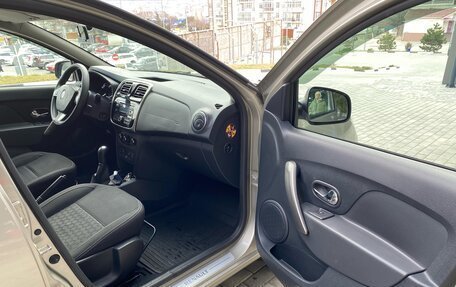 Renault Logan II, 2016 год, 750 000 рублей, 8 фотография