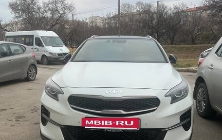 KIA XCeed I, 2021 год, 3 000 000 рублей, 2 фотография