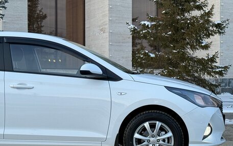 Hyundai Solaris II рестайлинг, 2021 год, 1 575 000 рублей, 14 фотография