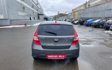 Hyundai i30 I, 2010 год, 685 000 рублей, 4 фотография