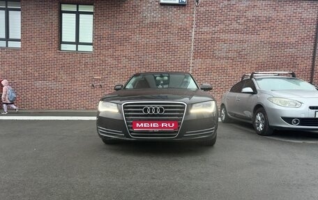 Audi A8, 2011 год, 1 290 000 рублей, 9 фотография
