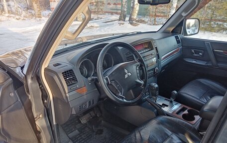 Mitsubishi Pajero IV, 2007 год, 1 250 000 рублей, 7 фотография