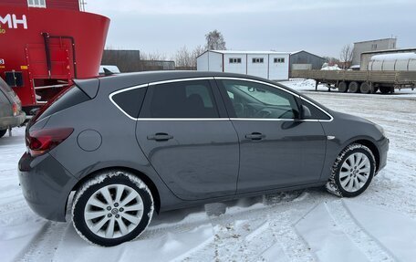 Opel Astra J, 2011 год, 870 000 рублей, 9 фотография