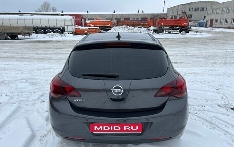 Opel Astra J, 2011 год, 870 000 рублей, 7 фотография