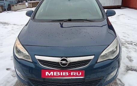 Opel Astra J, 2012 год, 650 000 рублей, 4 фотография