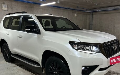 Toyota Land Cruiser Prado 150 рестайлинг 2, 2020 год, 6 850 000 рублей, 4 фотография