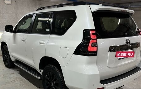 Toyota Land Cruiser Prado 150 рестайлинг 2, 2020 год, 6 850 000 рублей, 13 фотография