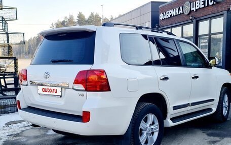 Toyota Land Cruiser 200, 2013 год, 3 400 000 рублей, 6 фотография