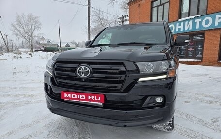 Toyota Land Cruiser 200, 2017 год, 7 850 000 рублей, 8 фотография