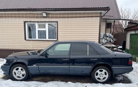 Mercedes-Benz E-Класс, 1992 год, 520 000 рублей, 5 фотография