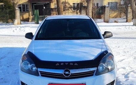 Opel Astra H, 2013 год, 850 000 рублей, 2 фотография