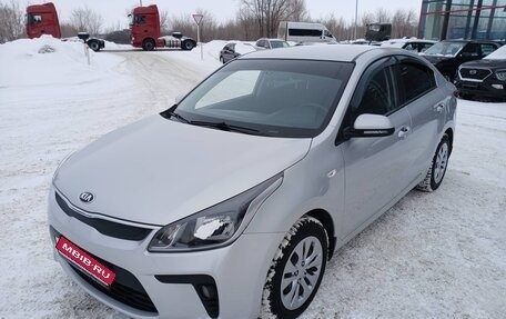 KIA Rio IV, 2018 год, 1 250 000 рублей, 2 фотография