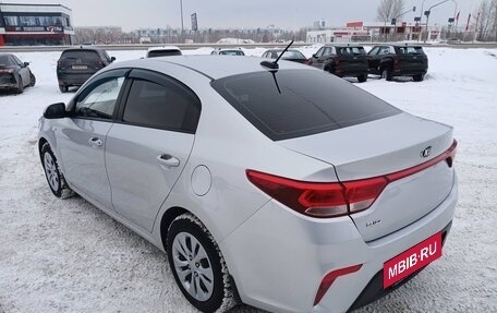 KIA Rio IV, 2018 год, 1 250 000 рублей, 4 фотография