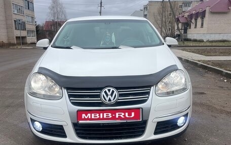 Volkswagen Jetta VI, 2010 год, 710 000 рублей, 1 фотография