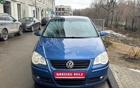 Volkswagen Polo IV рестайлинг, 2008 год, 530 000 рублей, 3 фотография