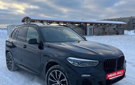 BMW X5, 2019 год, 5 500 000 рублей, 4 фотография