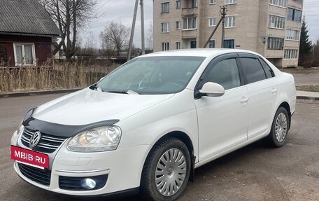 Volkswagen Jetta VI, 2010 год, 710 000 рублей, 3 фотография