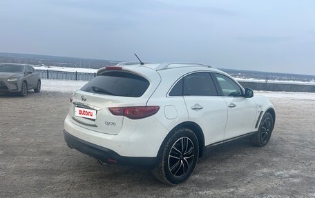 Infiniti QX70, 2017 год, 3 100 000 рублей, 4 фотография