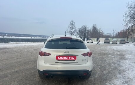 Infiniti QX70, 2017 год, 3 100 000 рублей, 5 фотография