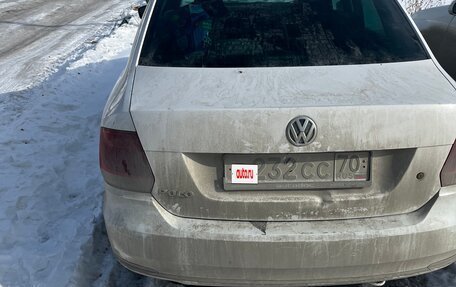 Volkswagen Polo VI (EU Market), 2011 год, 750 000 рублей, 2 фотография