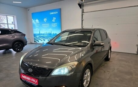 KIA cee'd I рестайлинг, 2011 год, 875 000 рублей, 1 фотография