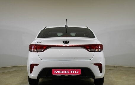 KIA Rio IV, 2019 год, 800 000 рублей, 6 фотография