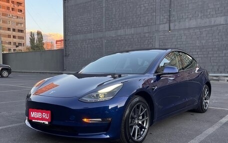 Tesla Model 3 I, 2022 год, 2 990 000 рублей, 2 фотография