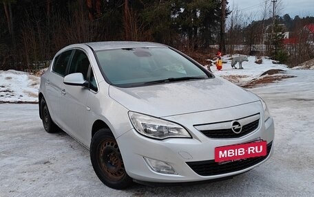 Opel Astra J, 2011 год, 630 000 рублей, 7 фотография