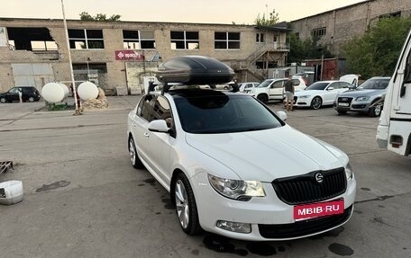 Skoda Superb III рестайлинг, 2012 год, 1 450 000 рублей, 1 фотография