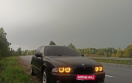 BMW 5 серия, 2000 год, 690 000 рублей, 1 фотография