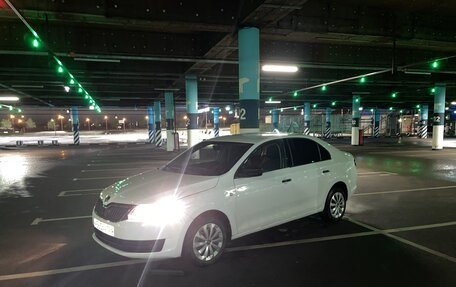 Skoda Rapid I, 2015 год, 550 000 рублей, 3 фотография